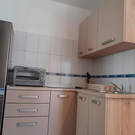 Sreca Apartment Near Beach With Bbq Bibinje Eksteriør bilde