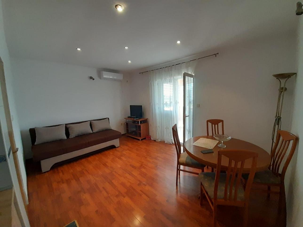 Sreca Apartment Near Beach With Bbq Bibinje Rom bilde